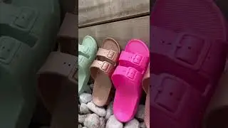 Freedom Moses slippers