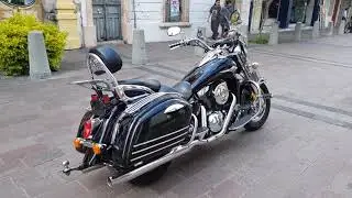 Kawasaki vulcan nomad 1600 cc año 2007