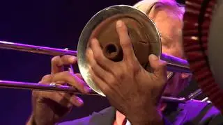 New Orleans Jazz Band of Cologne +1 plays 
