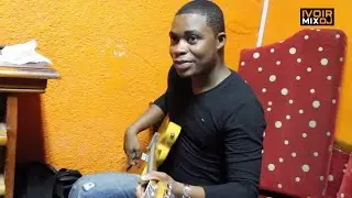 COMMENT JOUER DES GUITARES COUPE DECALE ?