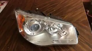 2008 - 2016 Chrysler Town & Country HID D1S bulb Replacement