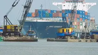 KMTC SURABAYA Ship Passes Through River Section Under Repair