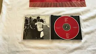 Red Hot Chili Peppers H&M T-Shirt unboxing