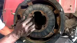 massey ferguson break repairing/how to:Repairing or Replacement of massey Ferguson breakes #tractor