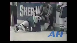 AHL ?. ?, 1989-90 Mark Pederson,SHE v Larry Bernard,MON (HL) Sherbrooke Canadiens Moncton Hawks