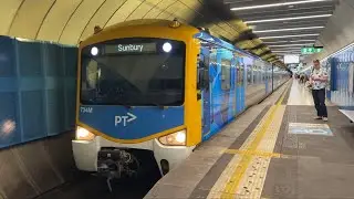 Metro Siemens Arriving & Departing Parliament Station to Sunbury