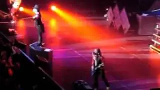 Shinedown- Devour Knoxville Civic Coliseum (Carnival of Madness)