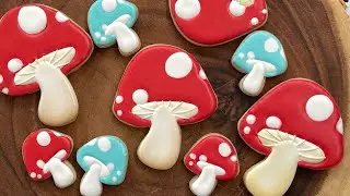 How to Decorate Whimsical Toadstool Cookies