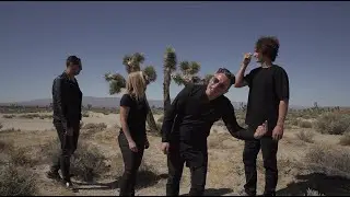 Yard Of Blondes - Je veux danser tout l'&eacute;t&eacute; (Original Rock Version) Official Music Video