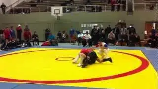 Senol bei Sambo Combat fight deutsche Meisterschaft 2011 ( in rot)