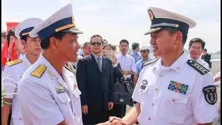 Chinese Naval Escorts to Somalia dock in Cam Ranh Bay, Vietnam 2016