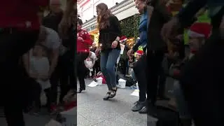 Grafton Street Christmas Eve Irish Music Capuchin Busk - Hornpipe Set