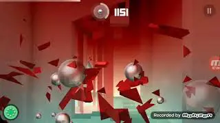 Игра Smash Hit начал с 6 точки дошёл до 10 точки