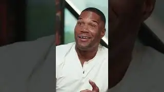 Michael Strahan speaks highly of Aaron Donald 👀 (via @IAMATHLETE) #shorts