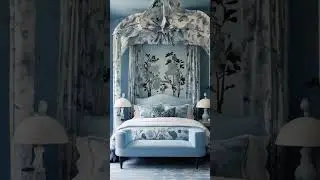 Room&rsquo;s statement canopy bed