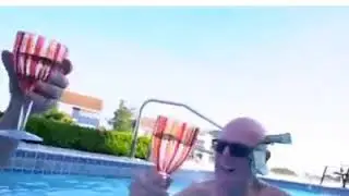 Rich wen old