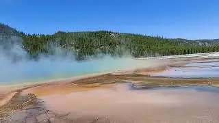 Grand Prismatic Spring, Midway Geyser Basin, Yellowstone National Park, USA