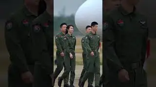 The heroic Chinese Air Force girl Xu Fengcan appeared at the Zhuhai AirShow
