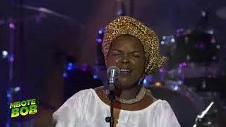 (nowa wa longa )au festival mbote bob organisé par l'IFC ,MAMAN CREDO