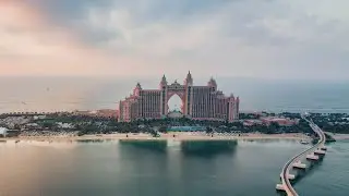 Palm Jumeirah, Atlantis - Dubai [Drone 4K]