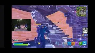 Suetam amassou nesse campeonato com a skin do Godzilla