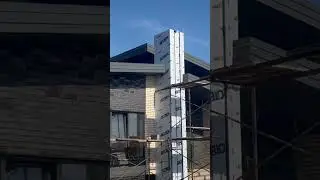 Облицовочный кирпич, выделения на доме.