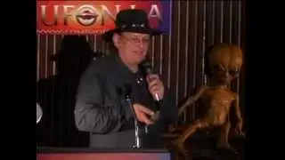 Chris O'Brien (01-17-12) Abductions, Crop Circles & Cattle Mutilations