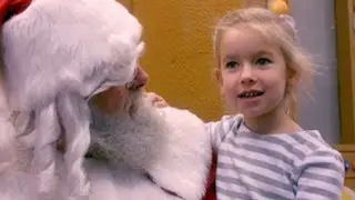 Santa comes to the Findlay Village Mall
