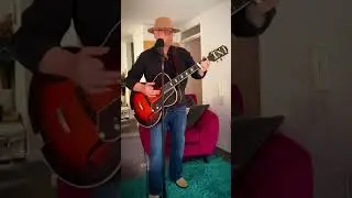 Little Red Rooster (intro slide guitar open G) Howlin&rsquo; Wolf