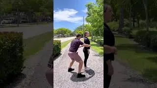 Improve posture while walking! (Avoid back pain)