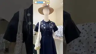 Sono Design - Mẫu đầm chất liệu linen m&agrave;u xanh navy cổ sen họa tiết th&ecirc;u lịch sự cho n&agrave;ng c&ocirc;ng sở