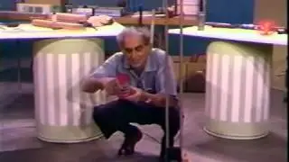 The Idea of the Center of Gravity Demonstrations in Physics1