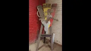 Cadieux Cafe tour in Detroit