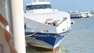 Boarding majestic wavemaster 9 Ferry dari Batam center harbour to tanah merah Ferry singapore