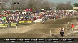 Ryan Villopoto and Jeremy Van Horebeek battle MXGP of Thailand 2015 - motocross