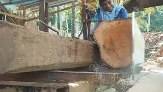 The most extreme manual sawmill!! The job is full of risks