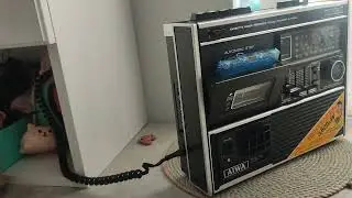 AIWA. TPR 220