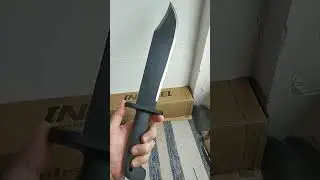 Нож Black Bear Bowie от Cold Steel. Большой Боуи Нож - Мачете. Полный BushCraft :)