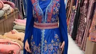 عرض تشكيلة واسعة من محلات الكرنك للمطرزات والعبايات وسط البلد