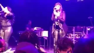SWV - Do Ya (Live at  The Howard Theatre)