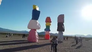Las Vegas with 31 months old toddler - Seven Magic Mountains