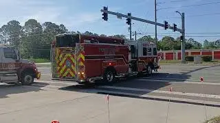 Pasco County Engine 30 and Rescue 30 Responding from Station [REUPLOAD]