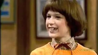 Molly Ringwald singing in The Facts Of Life - Season 1 (1979)