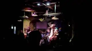 House Band at Nine Fine Irishmen pub in New York New York Casino.AVI