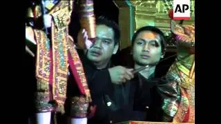 Traditional Thai puppets take to the stage