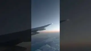 Thai Airways Boeing 777-300er fading into Sunset
