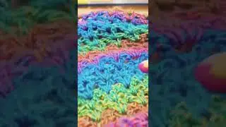 Triangle Scarf in V Stitch | Rainbow Schawl DIY #crochet #diyideas