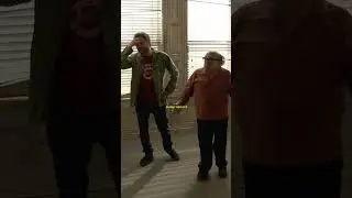 15 лет спустя Фрэнк обнаруживает это