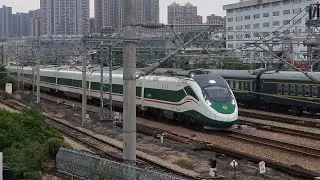 CR200J1-C FXD1-J0271/0270 擔當D147次(鄭州站-深圳東站)到達深圳東站