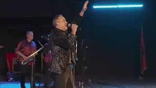 So Good! The Neil Diamond Experience official concert film trailer